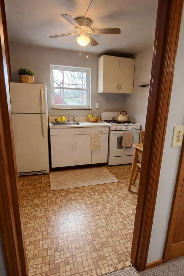 2404 Sunset Blvd #2 - Photo 3 of 12