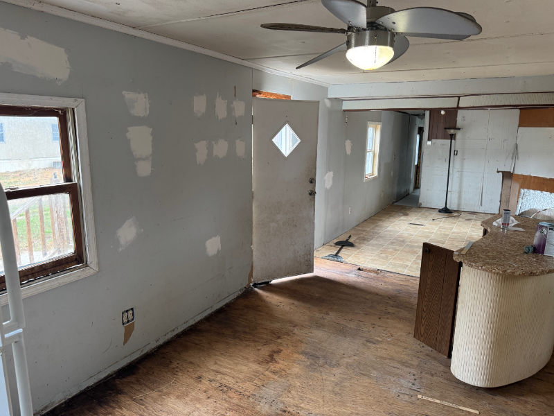 711 N 19th St #17 - Photo 2 of 5