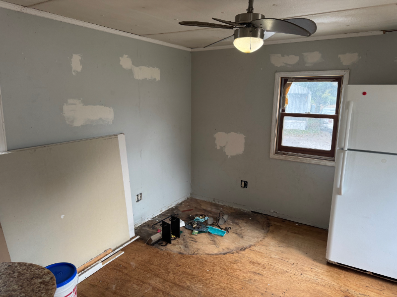 711 N 19th St #17 - Photo 3 of 5