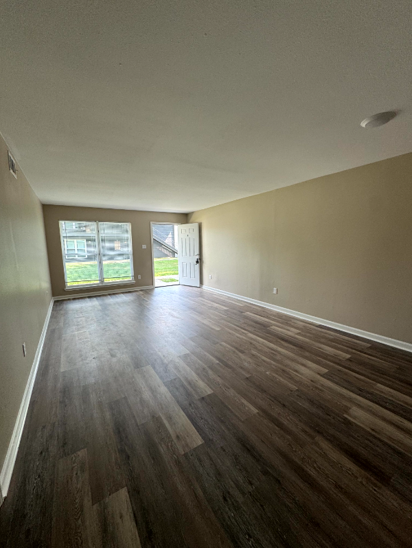 1634 Clear Lake Ave #D - Photo 2 of 7