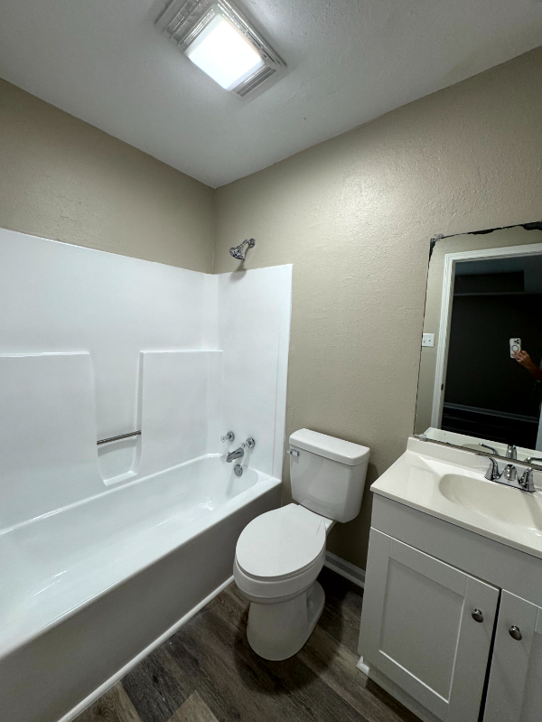 1634 Clear Lake Ave #D - Photo 6 of 7