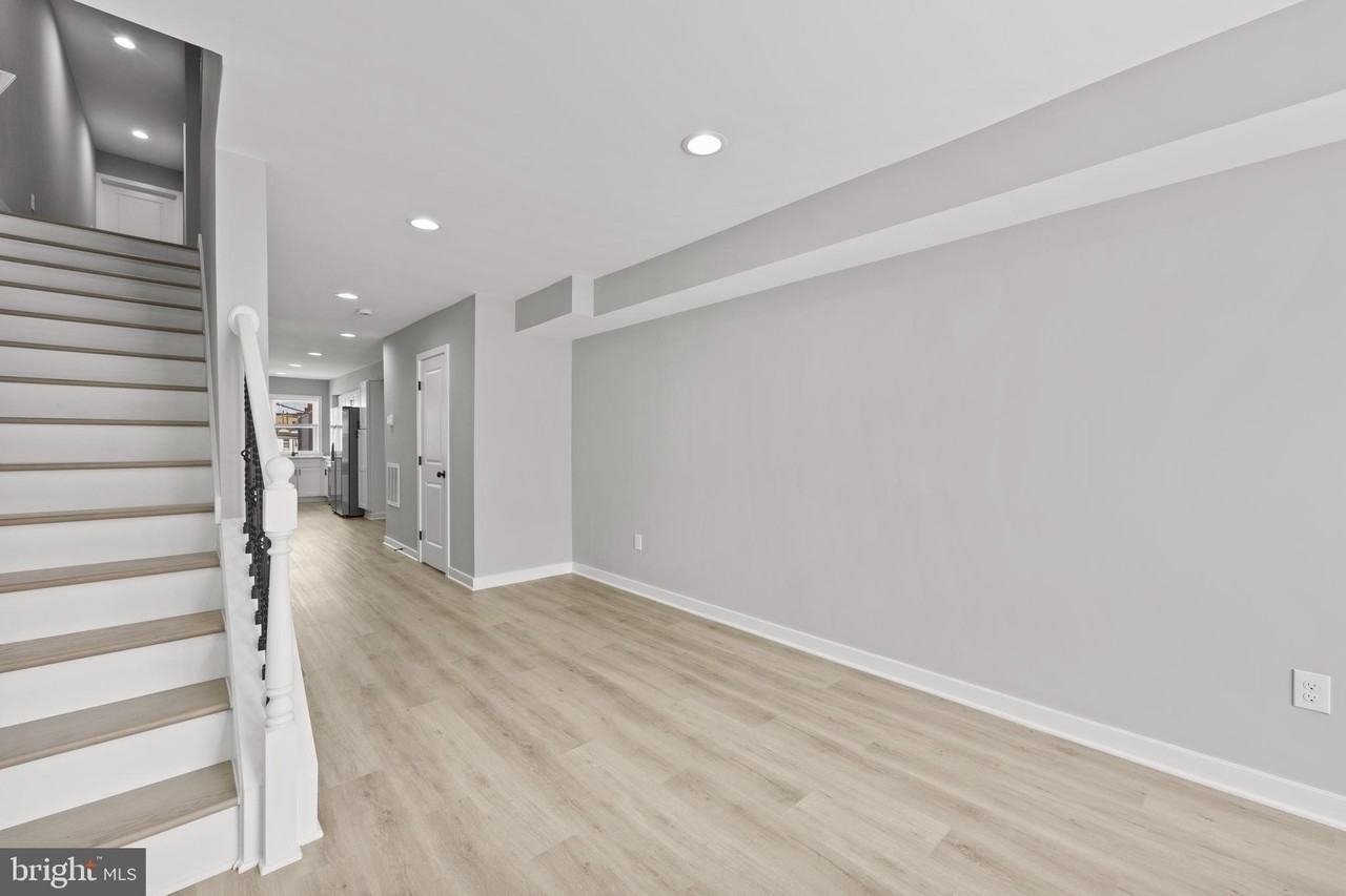 1709 N Wolfe St - Photo 5 of 48