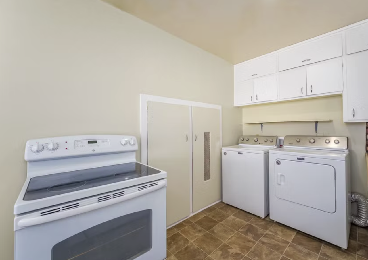 6215 N Independence St - Photo 6 of 11