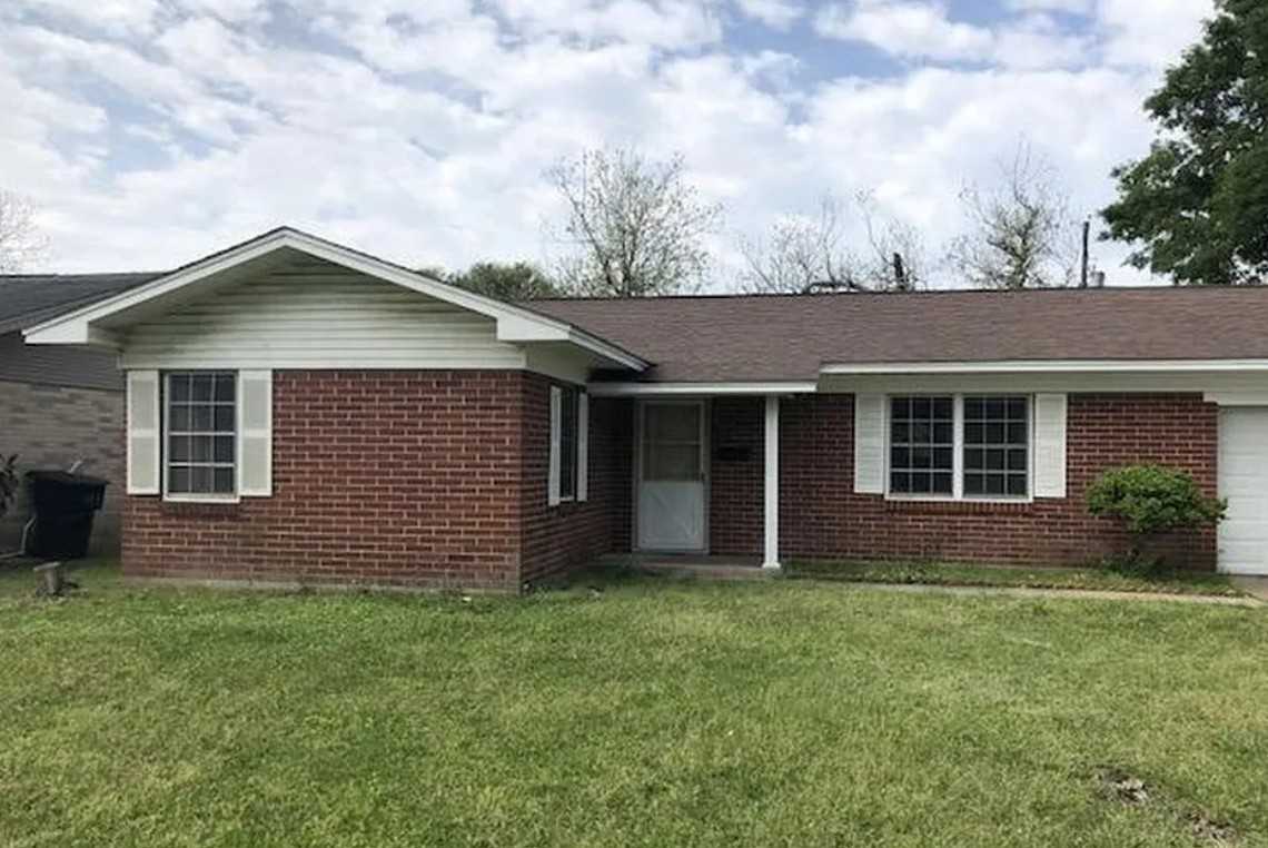 720 S 9th St - Photo 2 of 21