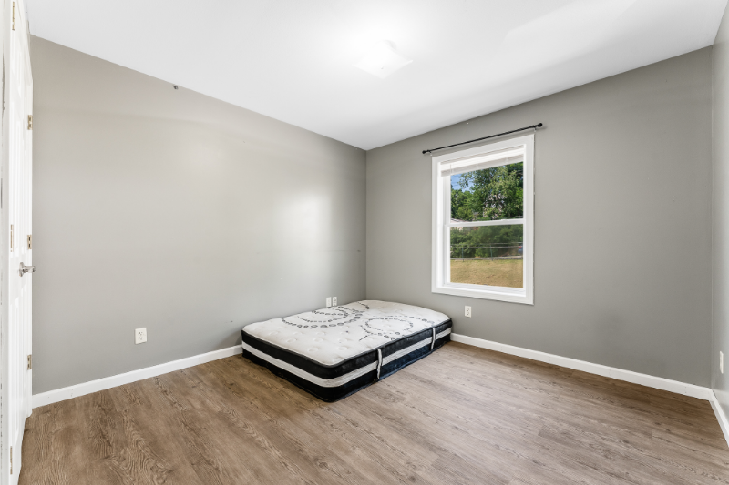 525 Grant Ave #101