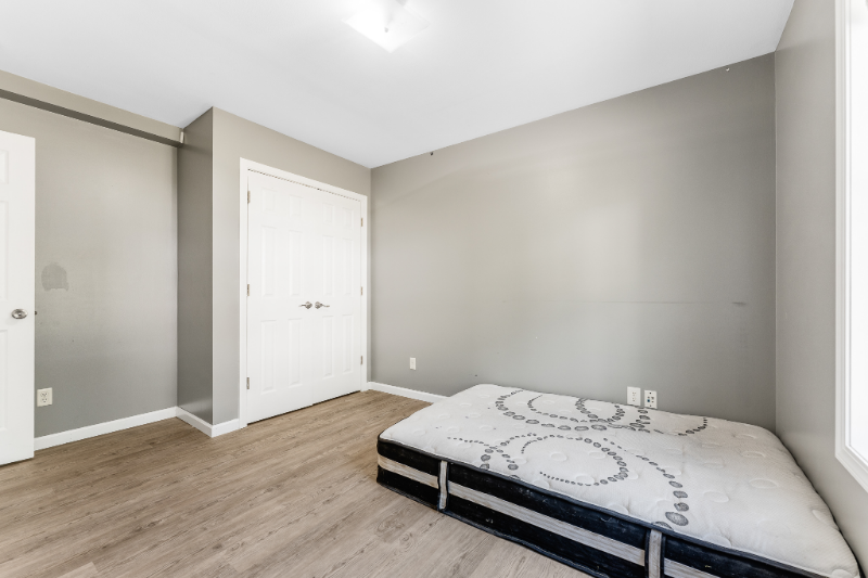525 Grant Ave #101 - Photo 2 of 13