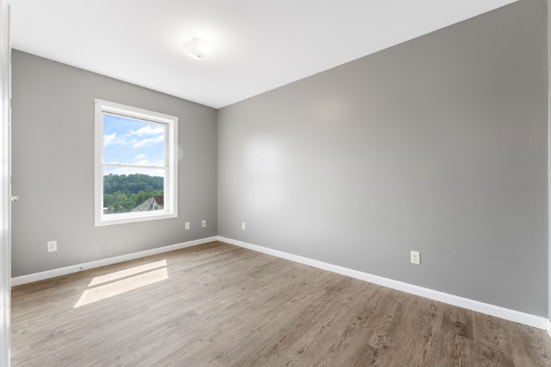 525 Grant Ave #101 - Photo 3 of 13