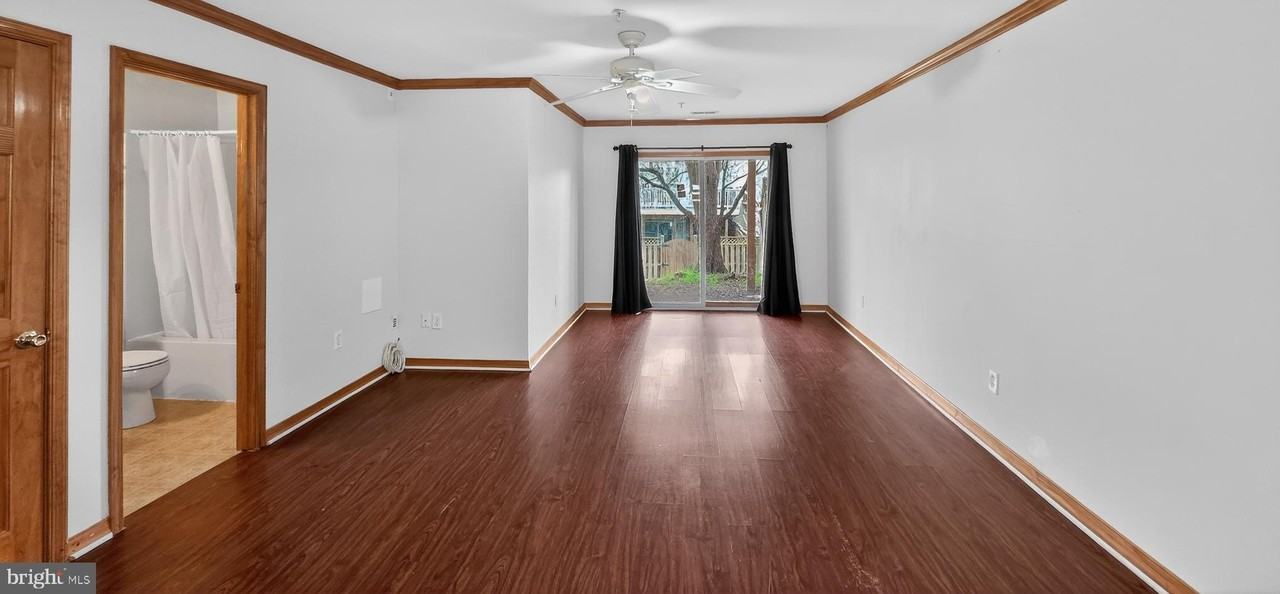 2483 Lakeside Dr - Photo 6 of 37