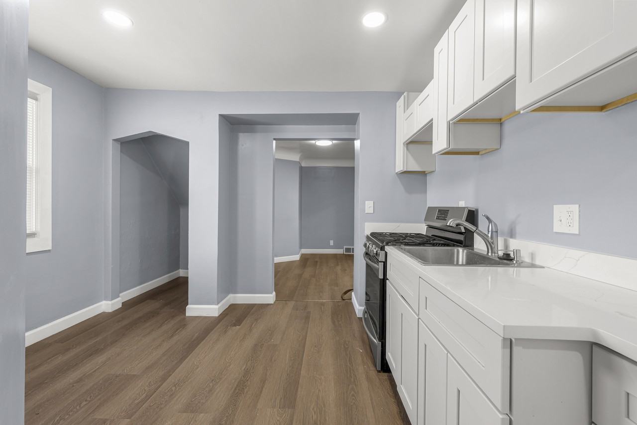 427 Vester St #1 - Photo 4 of 11