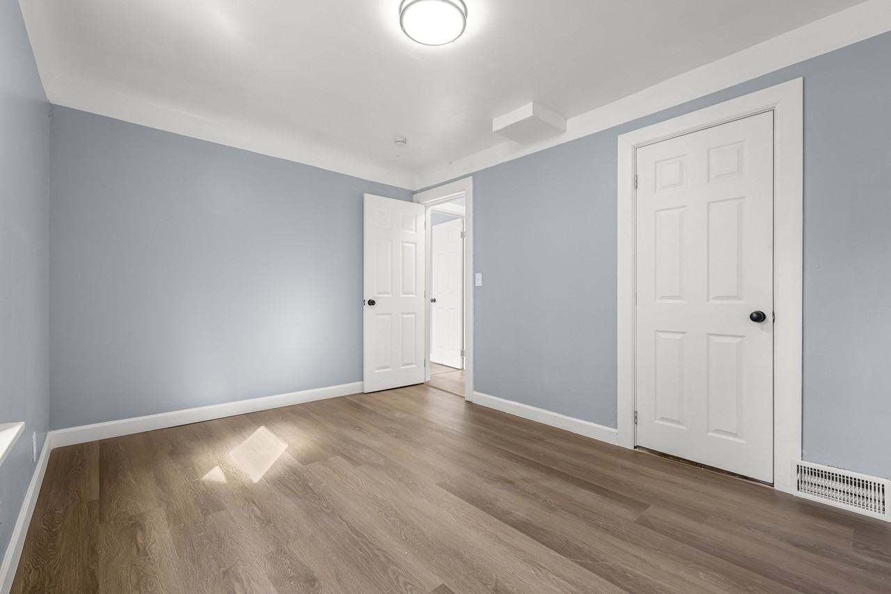 427 Vester St #1 - Photo 6 of 11