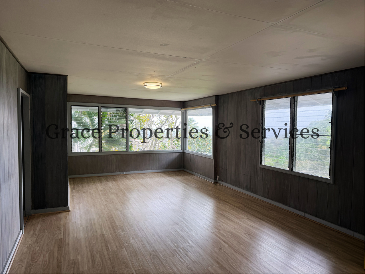 1901 Iwi Way - Photo 2 of 24