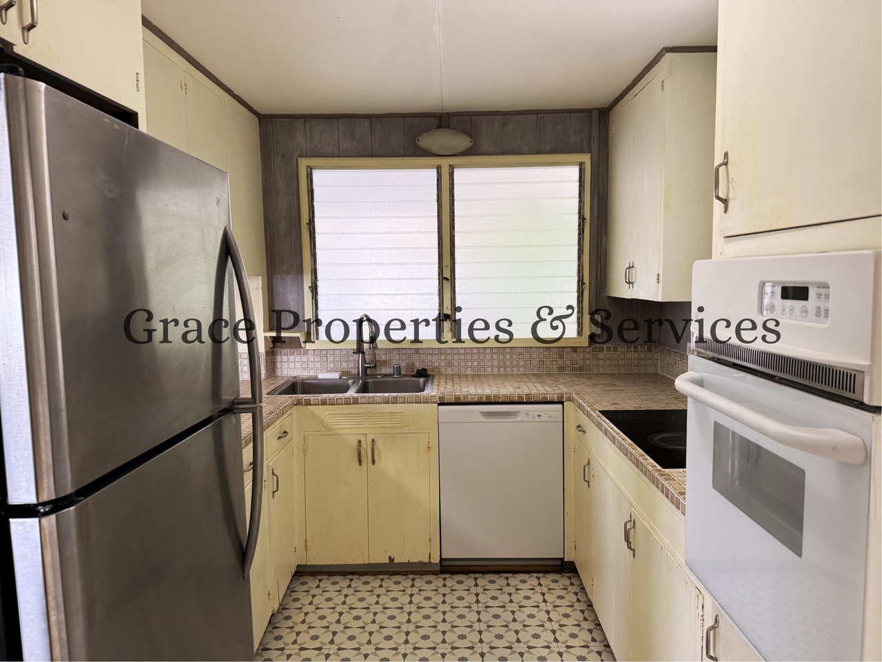 1901 Iwi Way - Photo 4 of 24