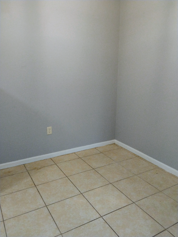 1045 Manson Dr #D - Photo 2 of 7