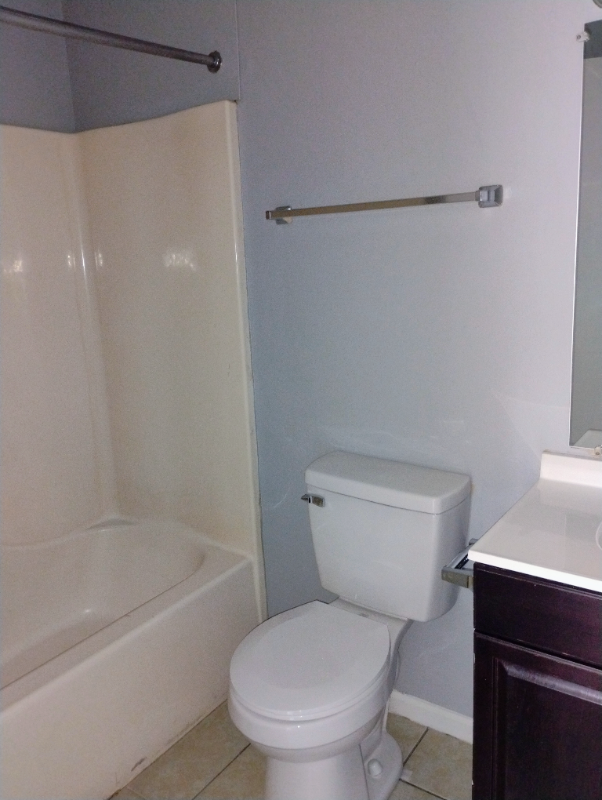 1045 Manson Dr #D - Photo 6 of 7