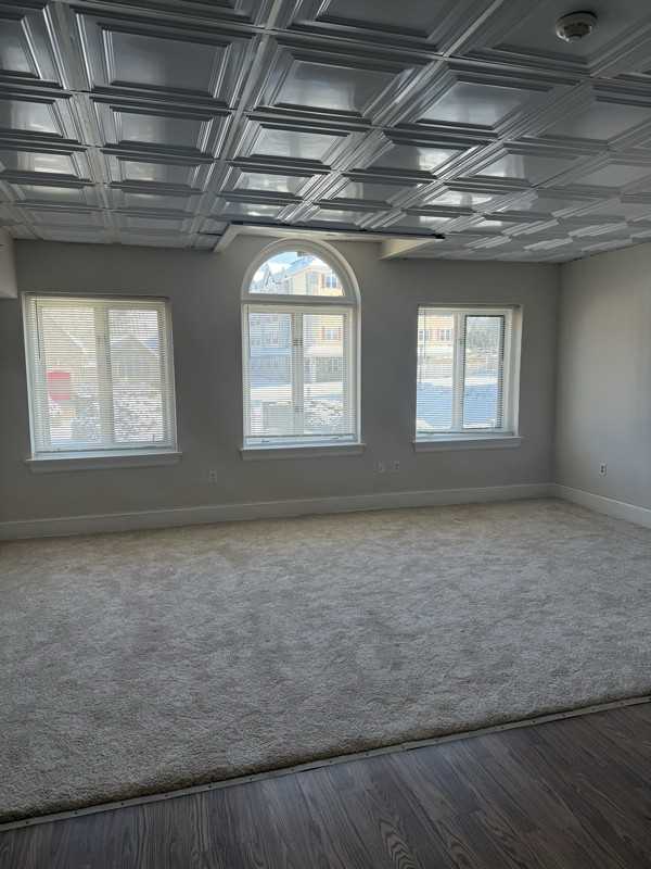 475 York Rd #1 - Photo 2 of 7