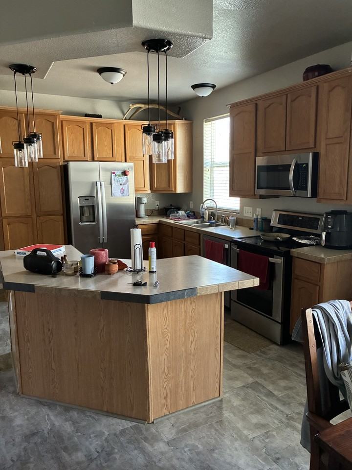 109 Hemingway Ave - Photo 5 of 7