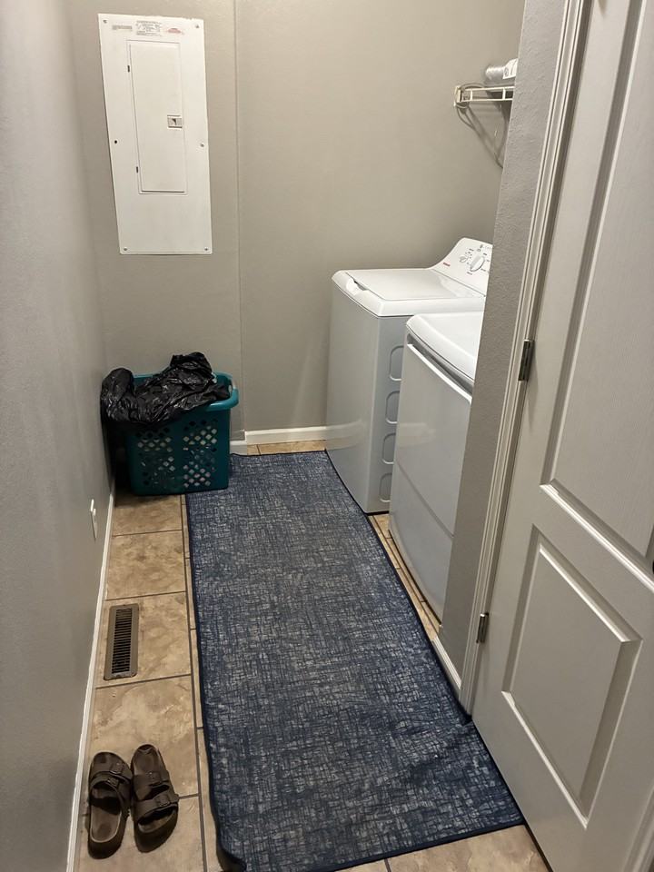 109 Hemingway Ave - Photo 7 of 7