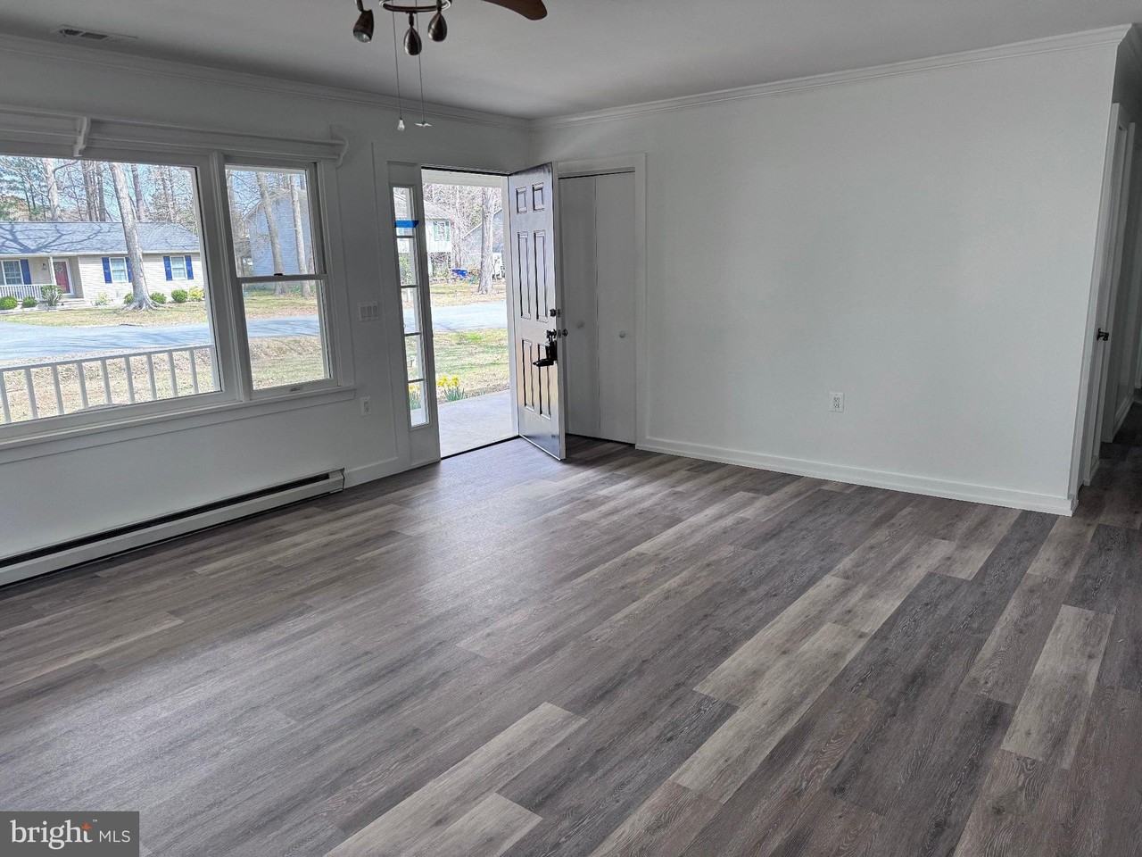 2006 Stevens Dr - Photo 7 of 12