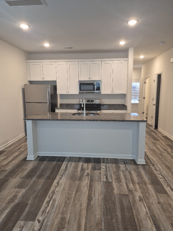 120 Fosters Glen Pl #1 - Photo 2 of 7