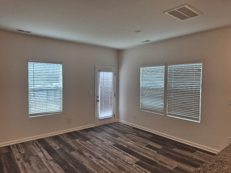 120 Fosters Glen Pl #1 - Photo 3 of 7