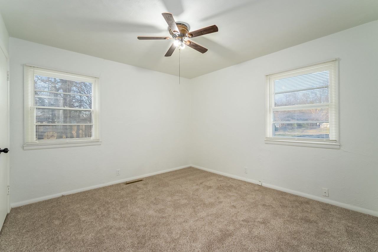 1036 E 61st St N - Photo 6 of 11