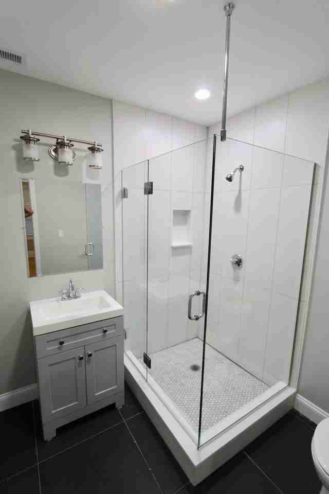 460 Saratoga St #2 - Photo 2 of 11