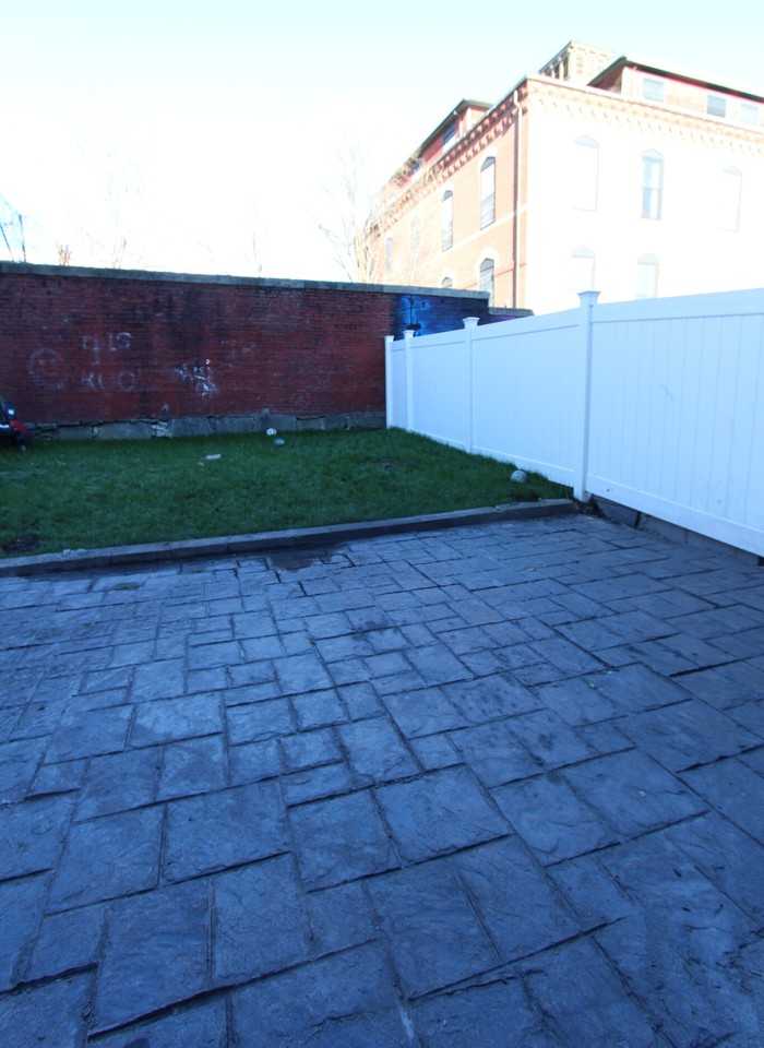 460 Saratoga St #2 - Photo 5 of 11