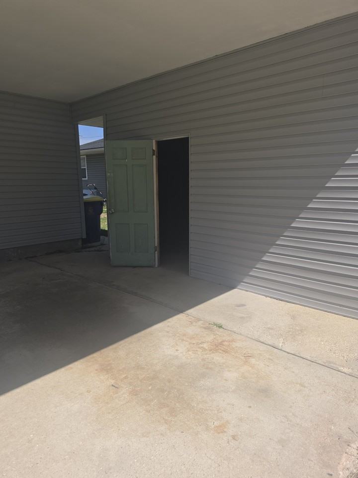 745 River Rd - Photo 2 of 17