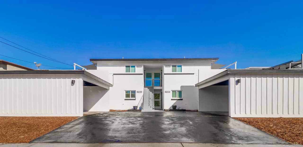 8650 Hurlbut St #8656 - Photo 2 of 31