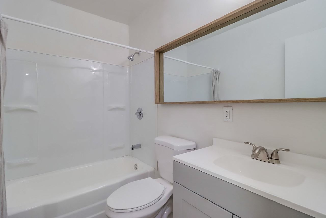 8650 Hurlbut St #8656 - Photo 5 of 31