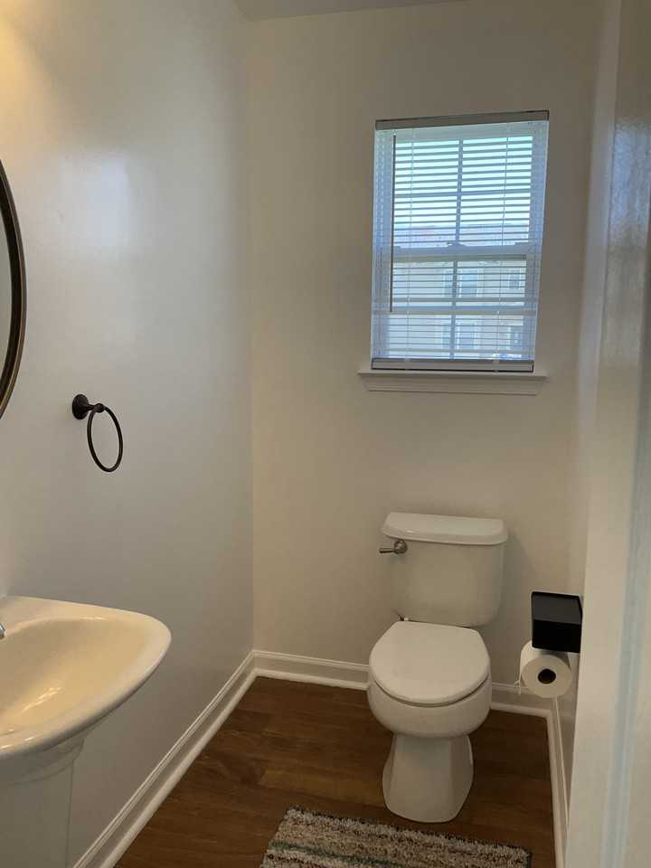 631 Widener Ln - Photo 5 of 15