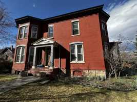 featured image of 428 Power St #1