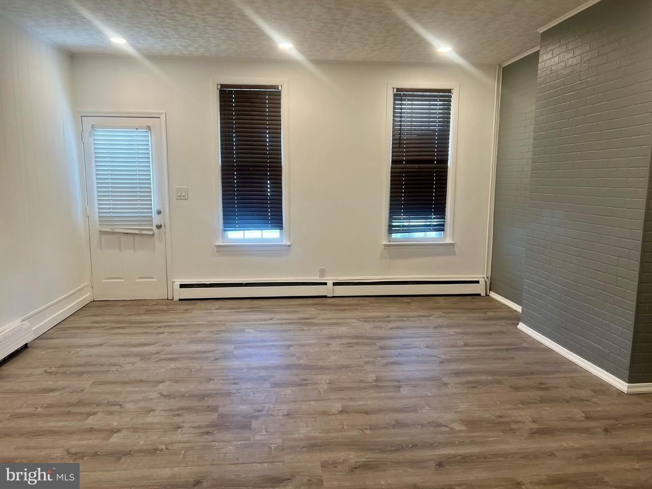 1134 Brunswick Ave - Photo 7 of 25