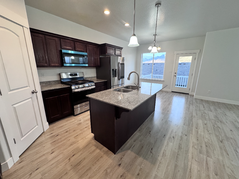 16371 S /W - Photo 3 of 15