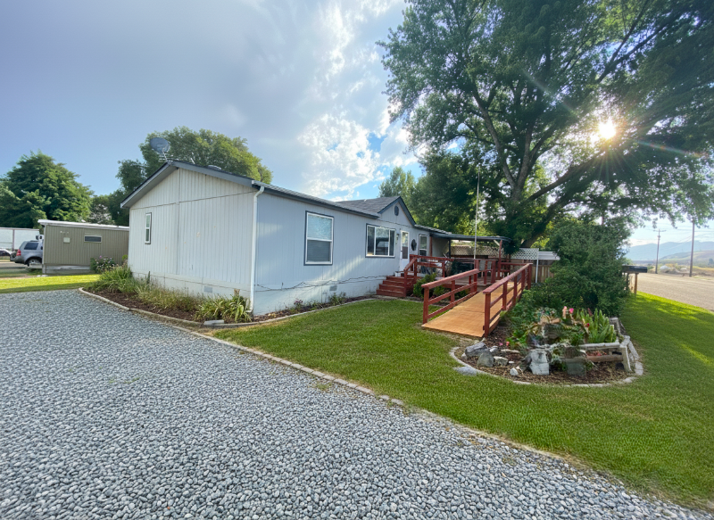 1383 Fair St #4 - Photo 3 of 4