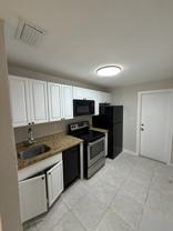 700 Sw 15th Ave #7 - Photo 1 of 1