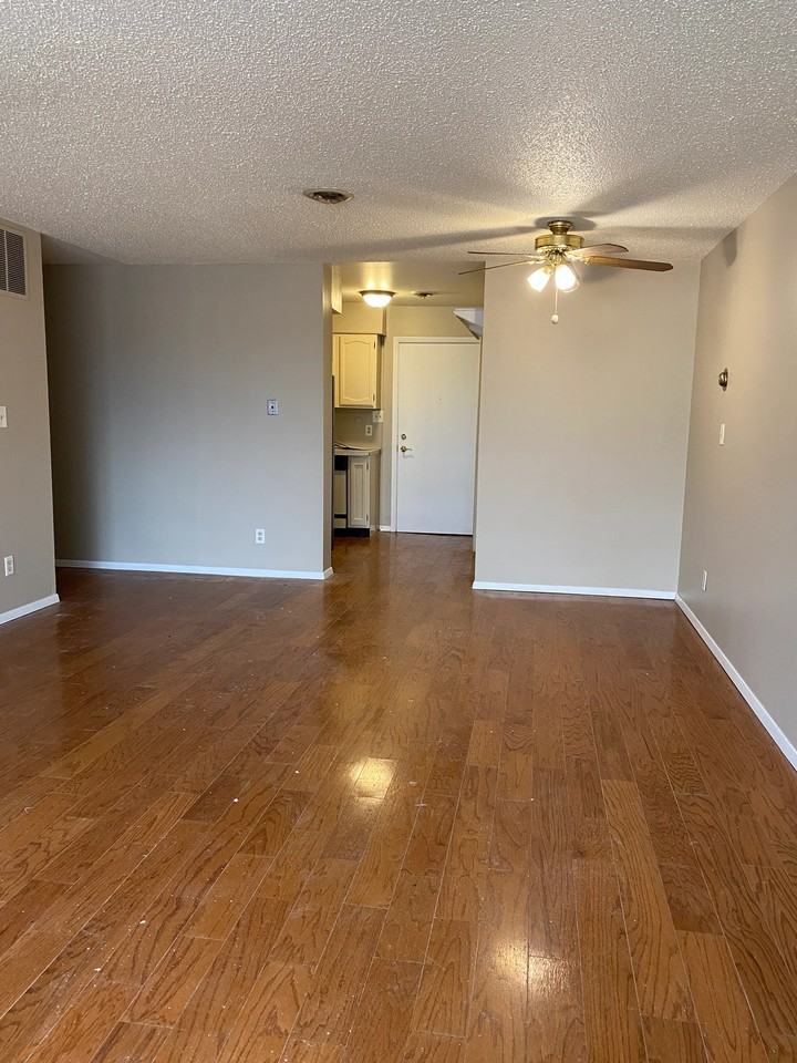 3504 11th Ave N #5 - Photo 3 of 17