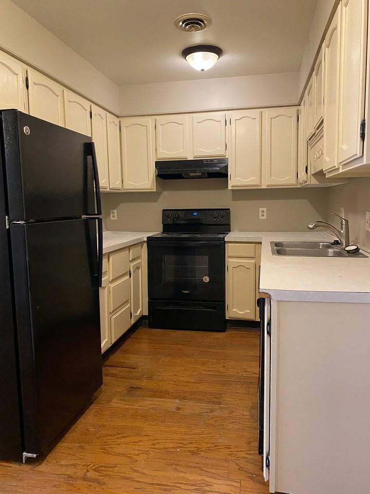 3504 11th Ave N #5 - Photo 4 of 17