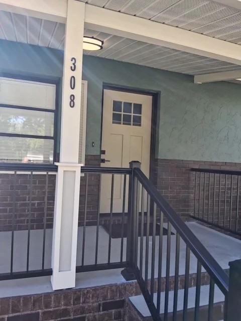 308 Banana St - Photo 4 of 25