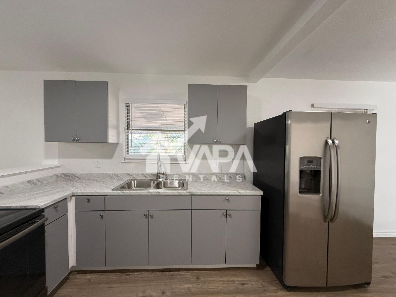 6323 Flint Rock Dr - Photo 4 of 15