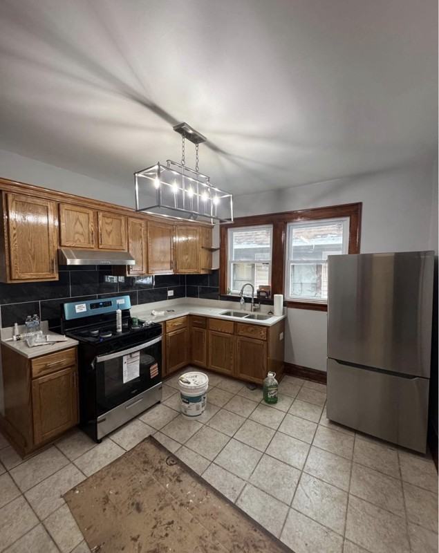 6345 S Whipple St #2 - Photo 7 of 9