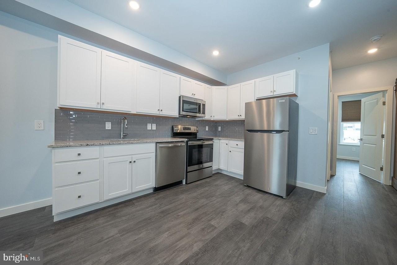 202 W Susquehanna Ave Unit 3 - Photo 4 of 21