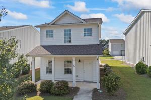 featured image of 365 Lorien Way