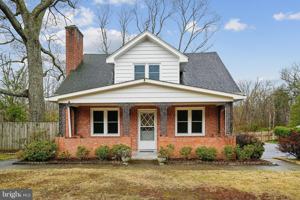 featured image of 10306 Gunston Rd