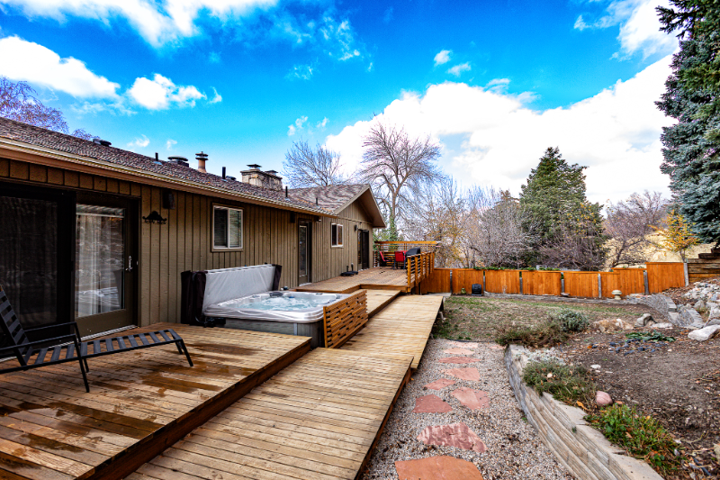 8971 S Alpen Way - Photo 4 of 20