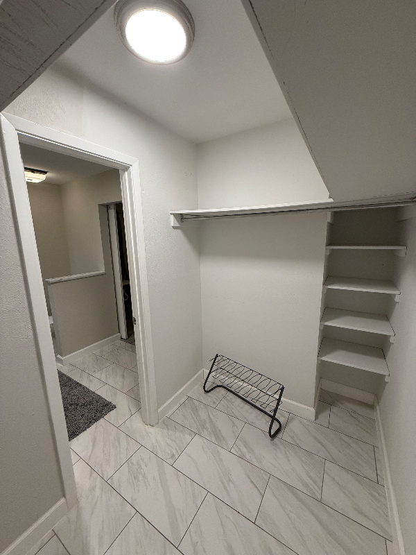 1504 N Fielder Rd - Photo 3 of 14