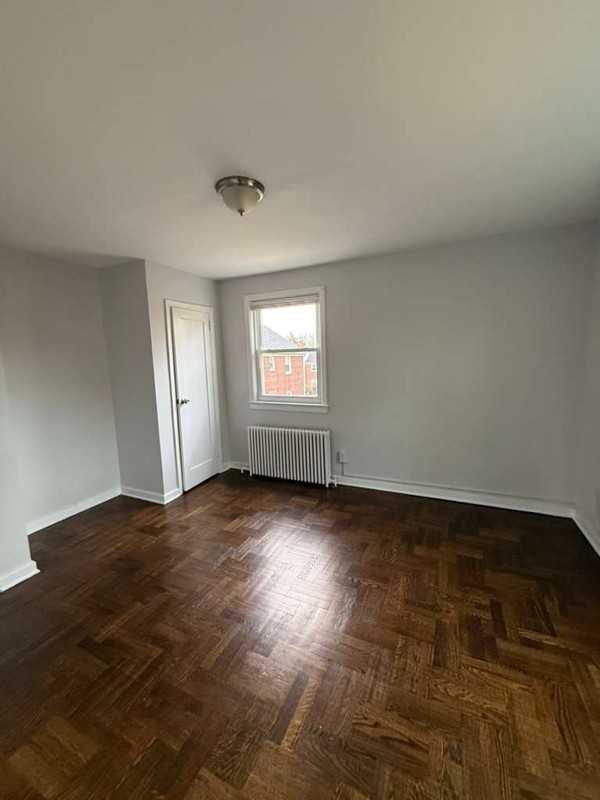 327 Magnolia St - Photo 7 of 9