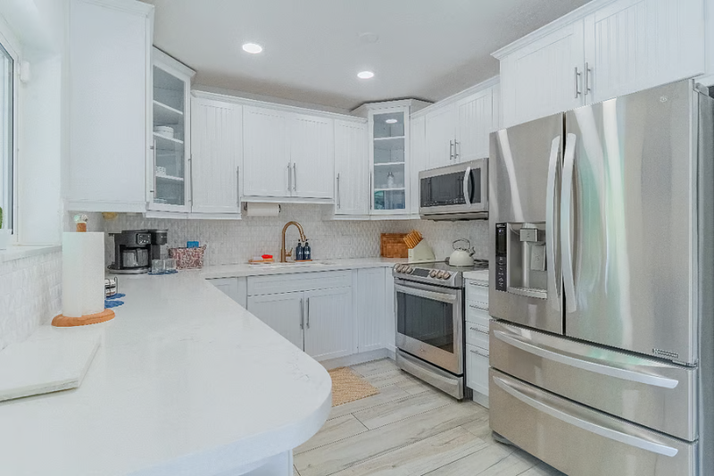 1520 Ne 16th Ave #MAIN - Photo 5 of 18