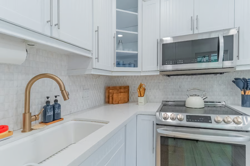 1520 Ne 16th Ave #MAIN - Photo 7 of 18