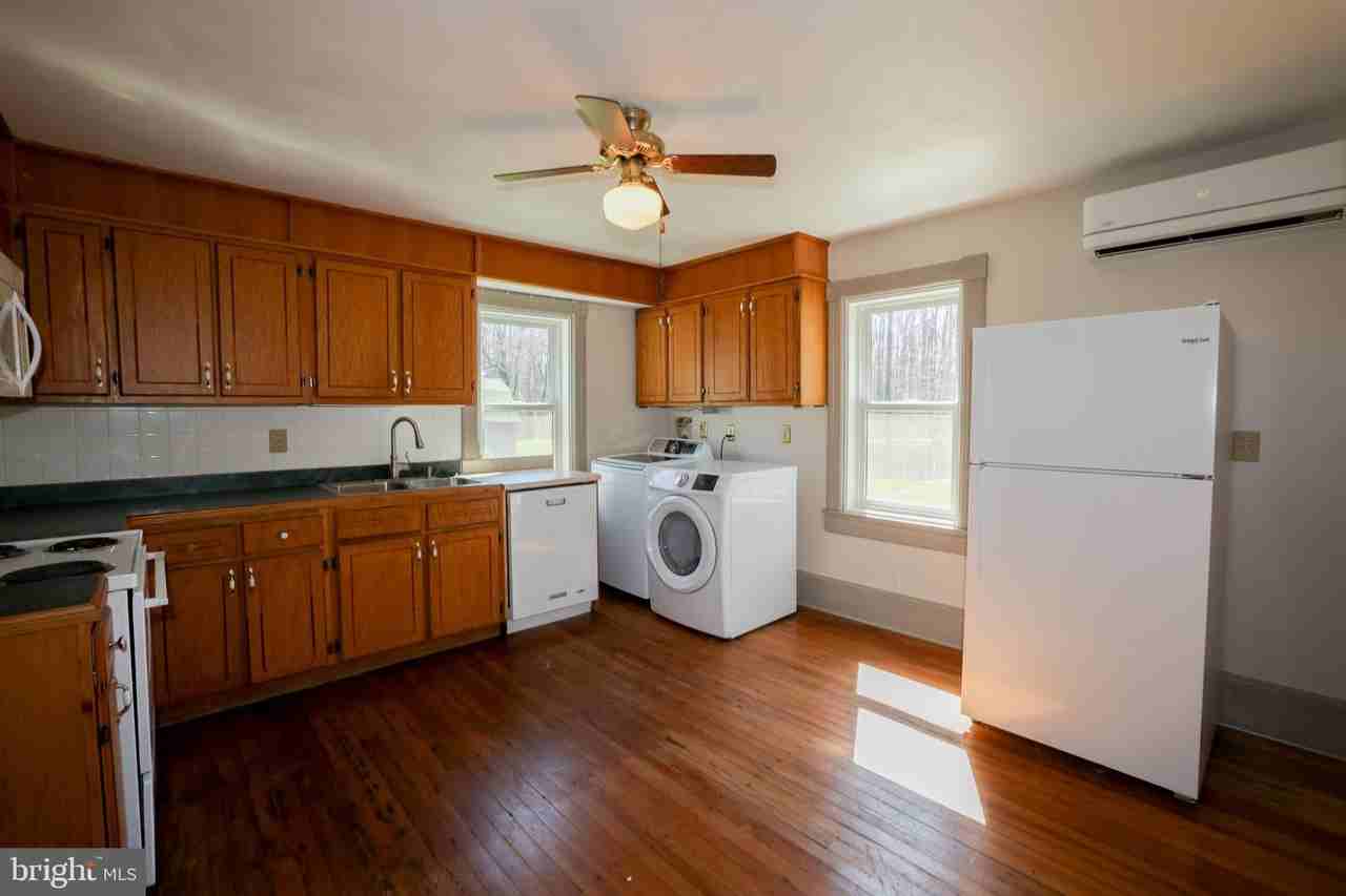 24060 New Mountain Rd - Photo 2 of 16